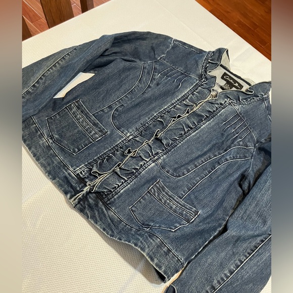 Ladies SZ XL Sweet Ruffled Denim Jacket - Picture 2 of 9
